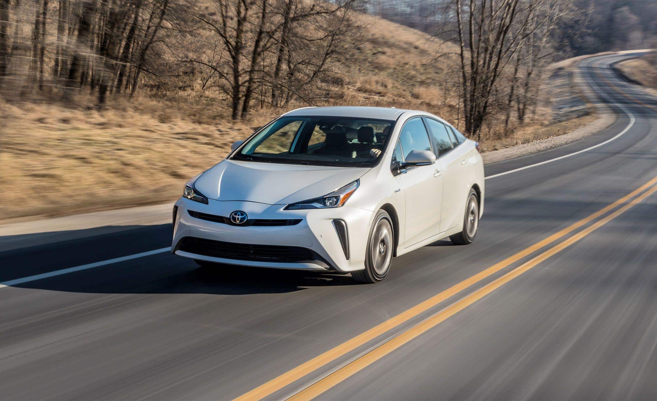 The Reigning Champ of Fuel Economy - The Fuel Efficient Toyota Prius