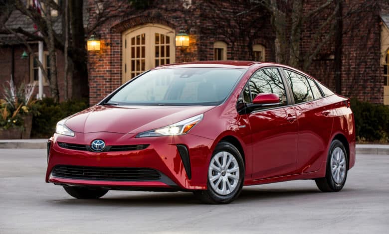 2020 Toyota Prius Pricing, Review, & Specs